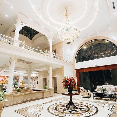 มัญ กวน ลักชัวรี โฮเต็ล Hotel Vinh Yen ภายนอก รูปภาพ