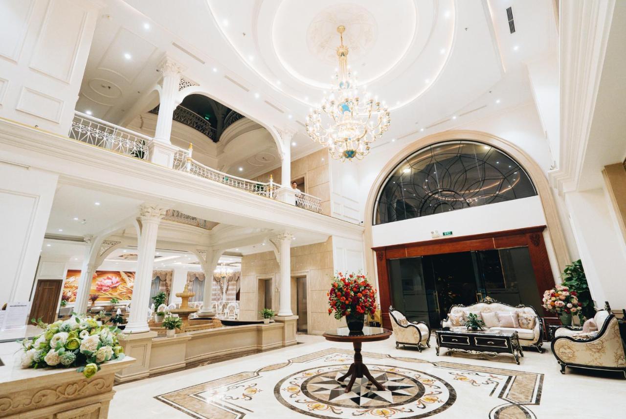 มัญ กวน ลักชัวรี โฮเต็ล Hotel Vinh Yen ภายนอก รูปภาพ