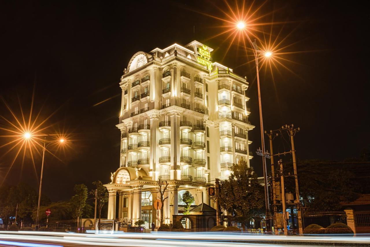 มัญ กวน ลักชัวรี โฮเต็ล Hotel Vinh Yen ภายนอก รูปภาพ