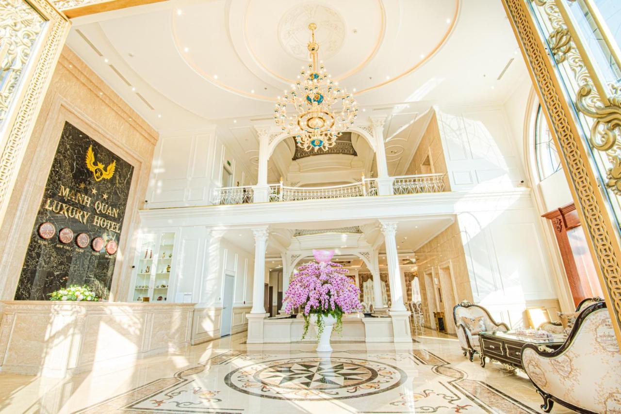 มัญ กวน ลักชัวรี โฮเต็ล Hotel Vinh Yen ภายนอก รูปภาพ