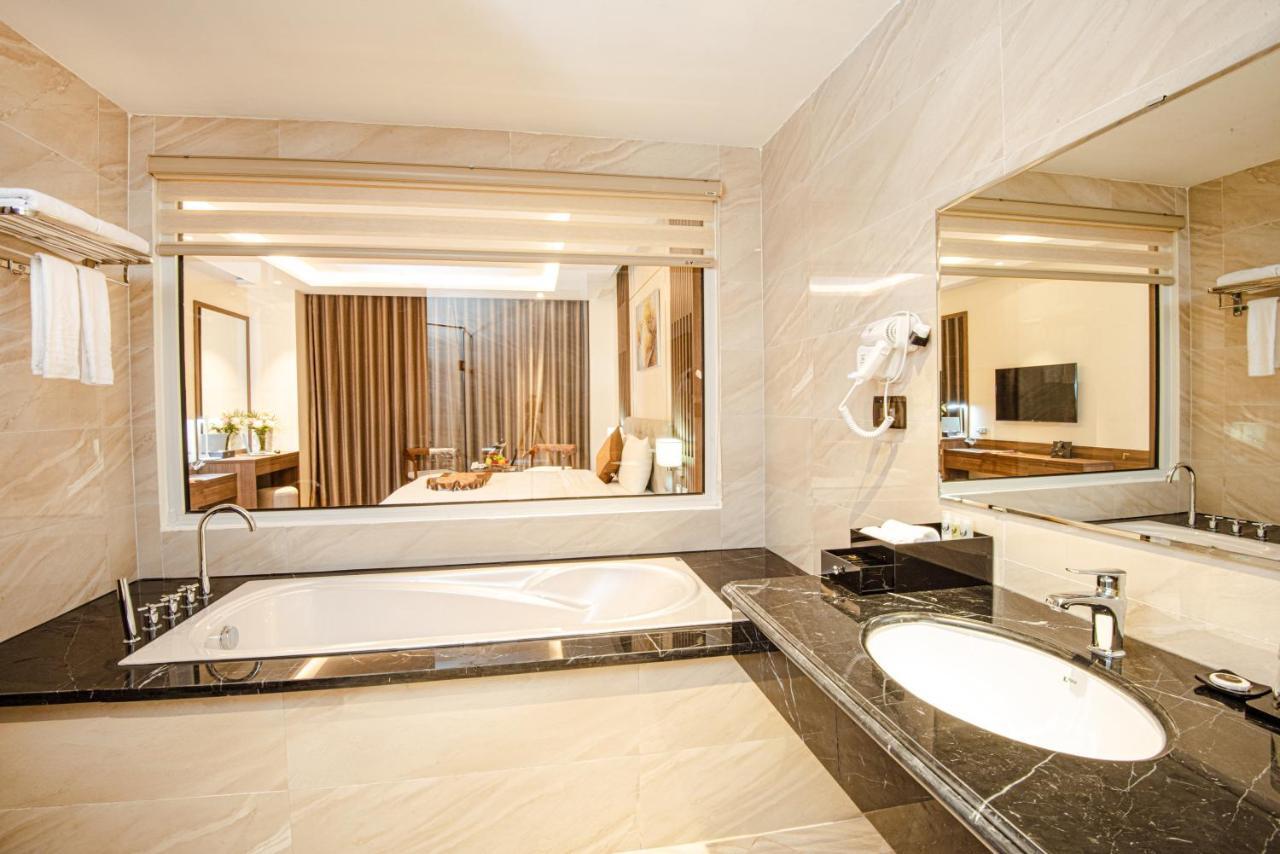 มัญ กวน ลักชัวรี โฮเต็ล Hotel Vinh Yen ภายนอก รูปภาพ